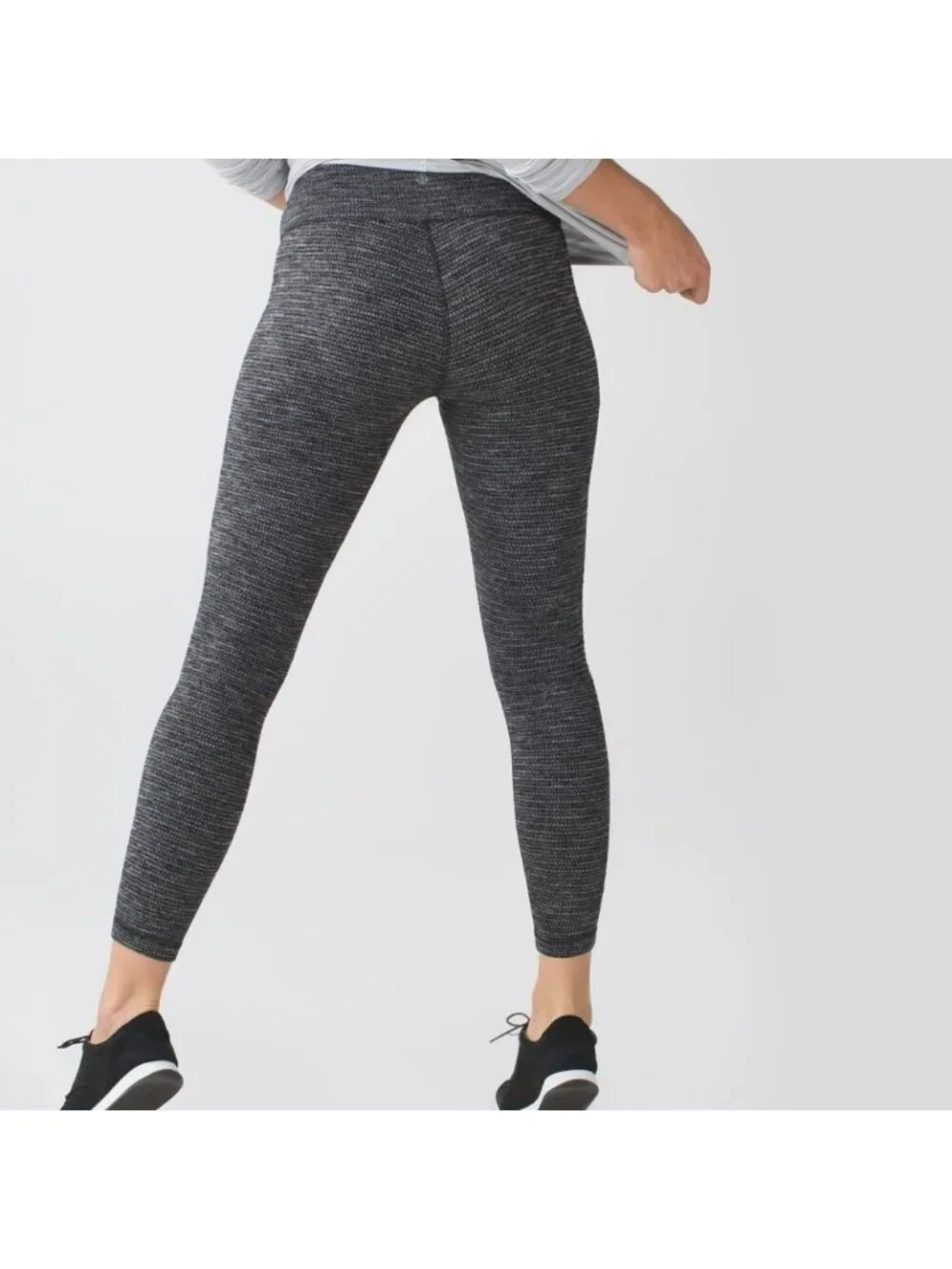 Lululemon High Times high rise Pant 32